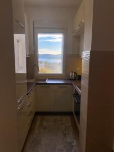 Sunny apartment in Tivat