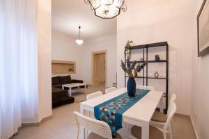 Sweet House Republic