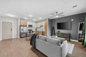 The Platinum Suite Penthouse The Gulch