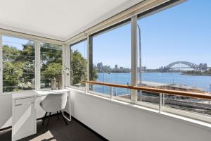 Balmain Wharf l 2 Bedroom Apartment