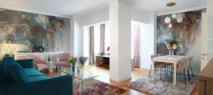 Premium Central Apartment