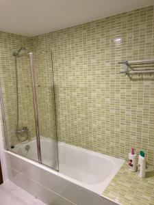 Acogedor apartamento ático en el centro de O Porriño