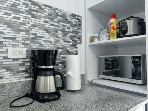 0404 iFreses estudio con Aire Acondicionado y Parqueo