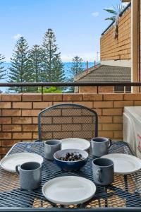 Sea Vista Escape - A Charming Waterside Stay