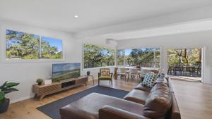 Treetops At Copacabana Accom Holidays