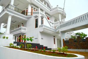 Jonna Pluto Highland By ZIRI