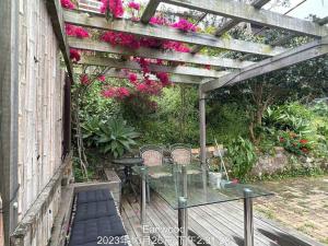 3 BDR house close to train station, airport & City