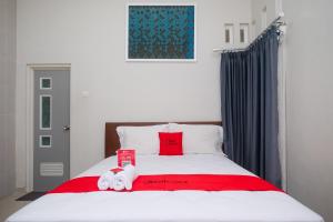 RedDoorz Syariah near Pascasarjana UGM 3