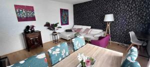 Armorino - Appartement Charmant 2 Chambres - Proximité de tout