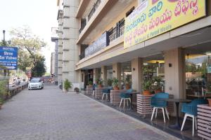 Shree Sai Vishwa Hotel