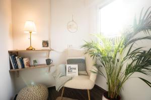 Pretty Jolie Romantic Getaway