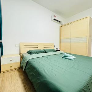Ataraxia 2B1R 4pax Condo Forest City 3A-3202