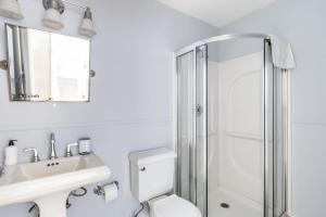 Charlestown 2br w in-unit wd close to dining BOS-962