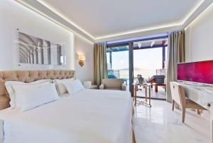 Deluxe Room with Private Pool and Sea View