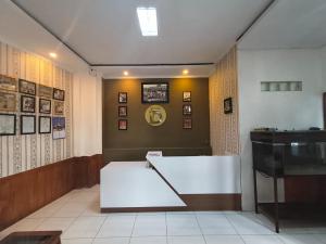 DExclusive Guest House