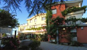 Ristorante Albergo Gerardo Di Masi img85