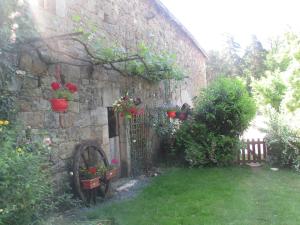 B&B / Chambres d'hotes Ecuries de Saint Maurice- Maison d'hotes de Gondou : photos des chambres