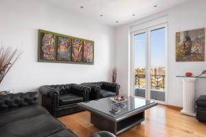 Acropolis Elegant Penthouse