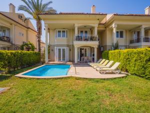 Sunset Beach Villas and Apartments