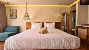 Shore Thing Gili Air Beachfront Apartment