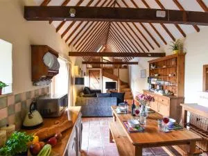 2 Bed in Briston KT009 - Melton Constable