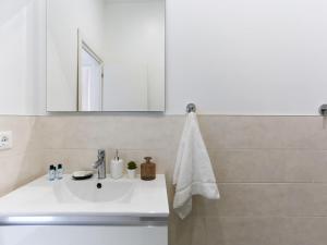 The Best Rent - Spacious two bedrooms apartment near Porta Romana