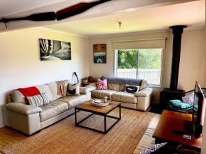 The Shack, Red Rocks