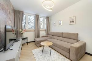 Zielińskiego Atmospheric Apartment Wrocław by Renters