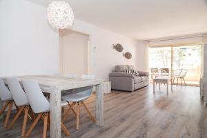 UHC Playamero Family Complex AACC