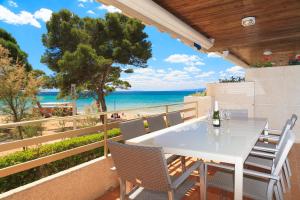 UHC Playamero Family Complex AACC