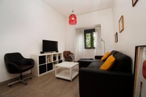 Vintage Apartment w Terrace