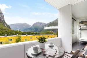 Trolltunga Hostel - Espe