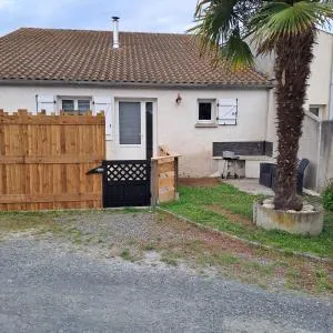 LES BOUCHOLEURS - Yves