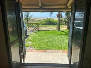 Casa Amarela a Beira Mar entre Arroio do Sal e Torres - 阿罗约多萨尔