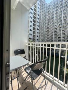 4Brothers Staycation by Jessika