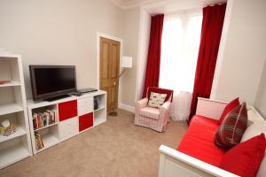 Hamishs Hame Edinburgh Licence No EH 69774 R Energy Rating C