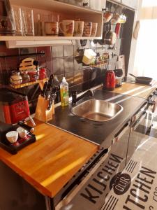 Sofia Palms: Modern apartment with a large terrace