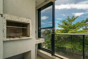 Lindo Apartamento na Praia de Mariscal com ótima localização.