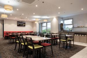 Hotels Holiday Inn Express Amiens by IHG : photos des chambres