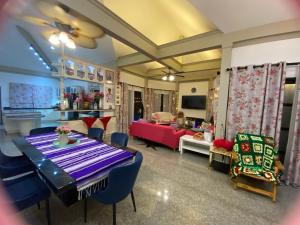 Bird in the garden Pool Villa