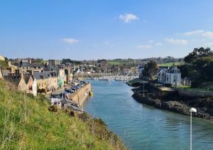 Maisons de vacances Le Galion - Maison avec terrasses proche plage : photos des chambres