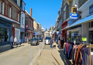 Maisons de vacances Le Galion - Maison avec terrasses proche plage : photos des chambres