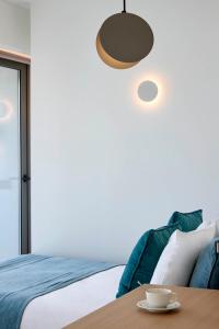 Twinn Downtown Piraeus, Santikos Collection