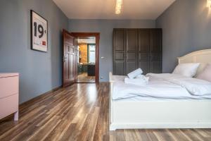 Żwirki i Wigury Comfort Apartment