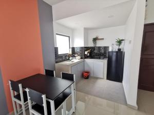 Happy Villa (Marina View Villas)