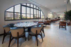 Restaurant, Amwaj Rotana Jumeirah Beach in Dubai