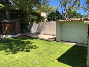 Villa contemporaine avec piscine sur 1400 m² de terrain, à 10 kms du Cap d Agde