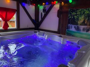 Maisons de vacances gite en pierre le paradis jacuzzi piscine Perigord pourpre 9km de bergerac : photos des chambres