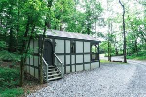 Tiny Home Cottage Near the Smokies #6 Greta