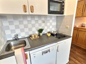 Studio cabine mezzanine à Val dIsère, 5 pers, animaux admis - FR-1-411-61